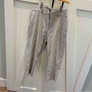 Ann Taylor Striped Black and White capris size 10P